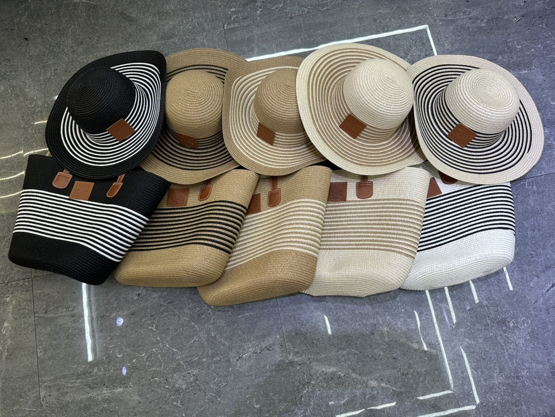 41$ LOEWE Beach bag set 216970 BR2178 gallery