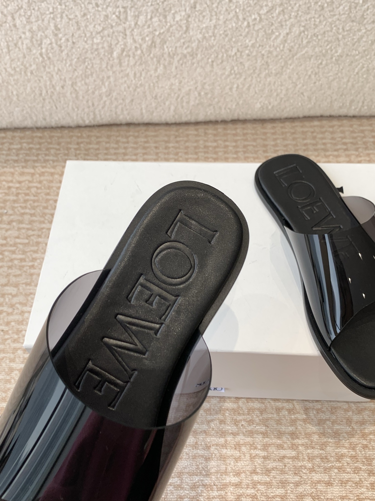 41$ LOEWE size 35-42 912980 MR353 gallery