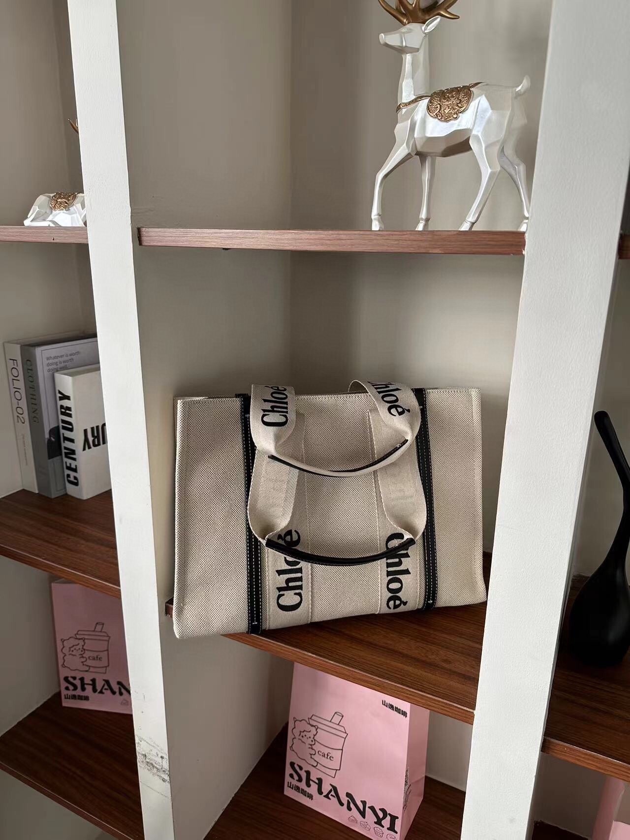 41$ dh Chloe 7018 woody Shoulder bag SIZE 37X27X10 CM 61345024815 DX390 gallery