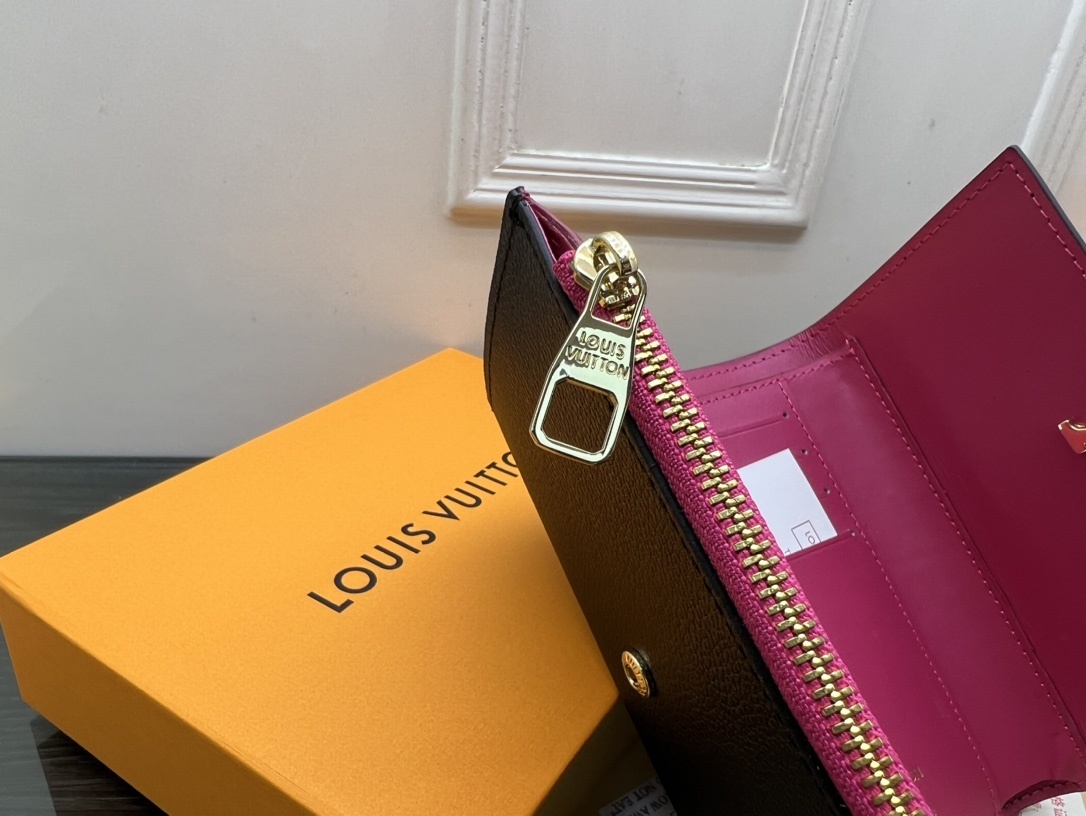 41$ dh LV M62157 Small square bag size 13x9x1 cm 71495024814 BR998 gallery