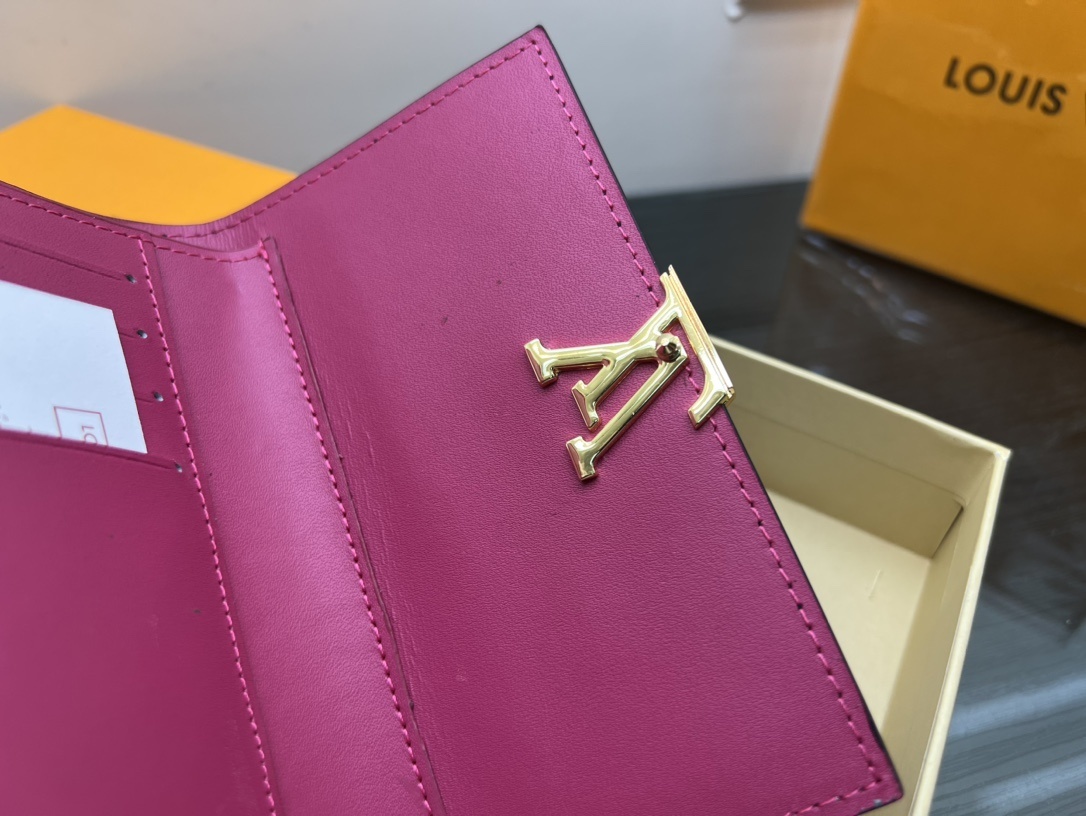 41$ dh LV M62157 Small square bag size 13x9x1 cm 71495024814 BR998 gallery