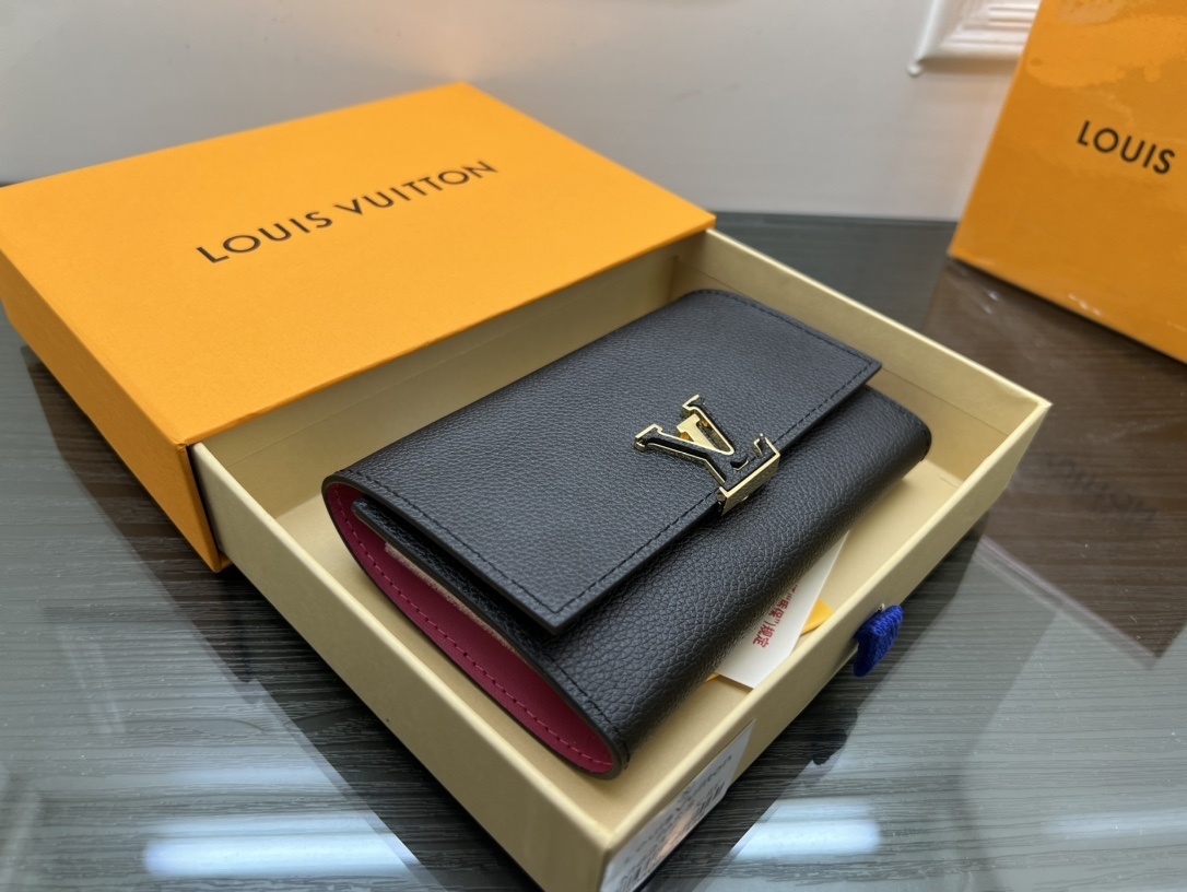 41$ dh LV M62157 Small square bag size 13x9x1 cm 71495024814 BR998 gallery