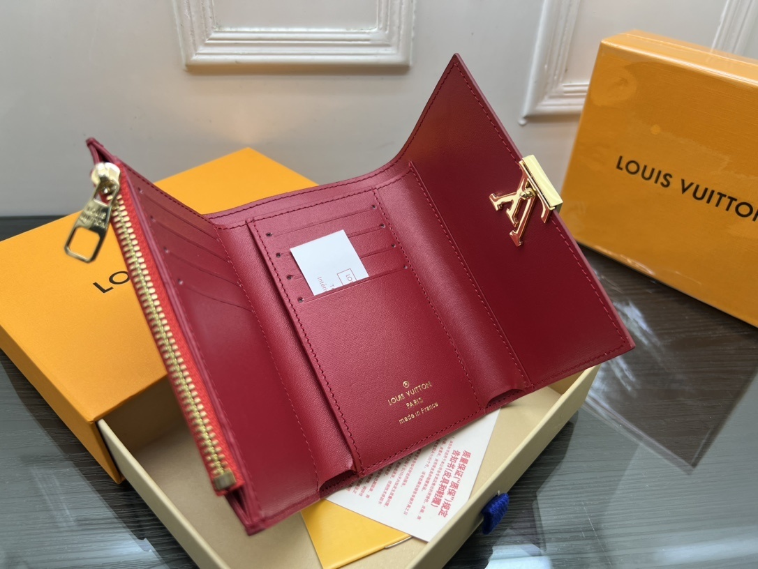 41$ dh LV M62157 Small square bag size 13x9x1 cm 71495024814 BR998 gallery