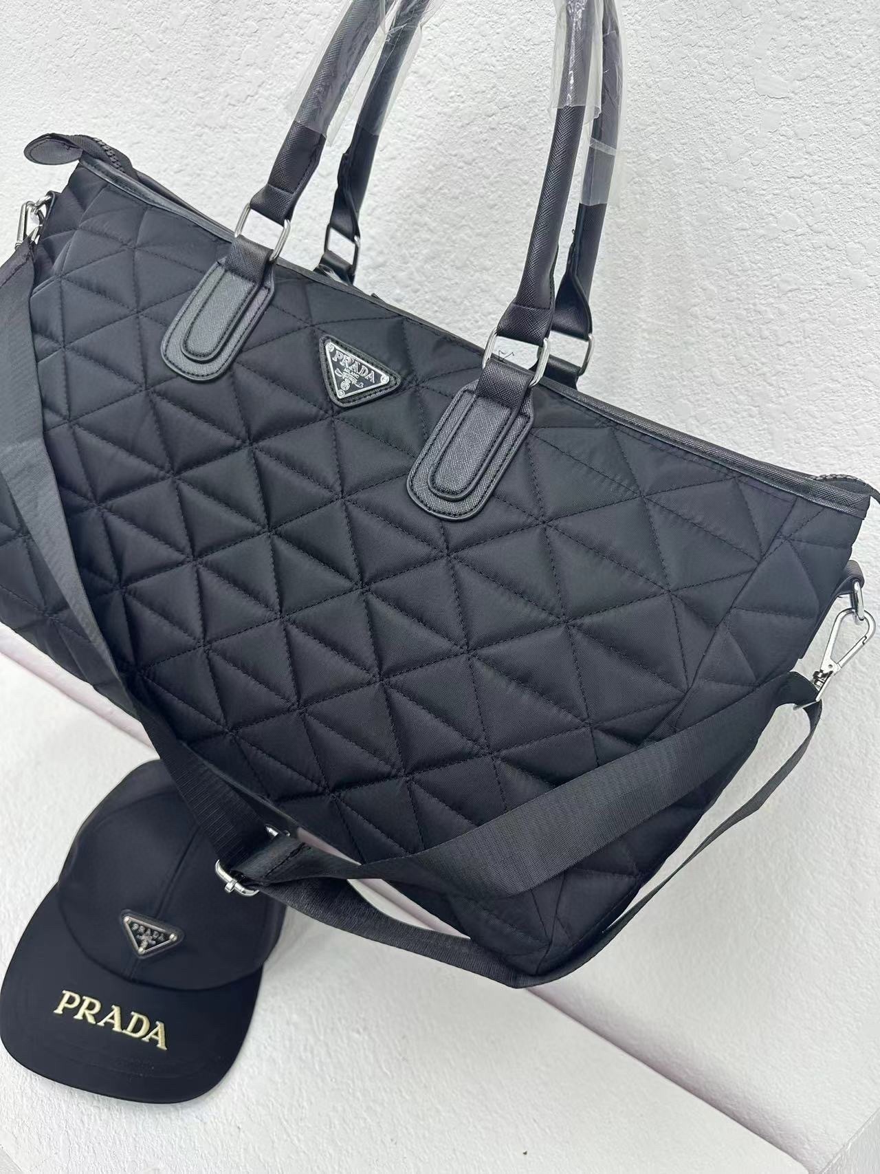 41$ new_dh PRADA Travelling bag SIZE 48X32X20 CM 61352023697 DX184 gallery