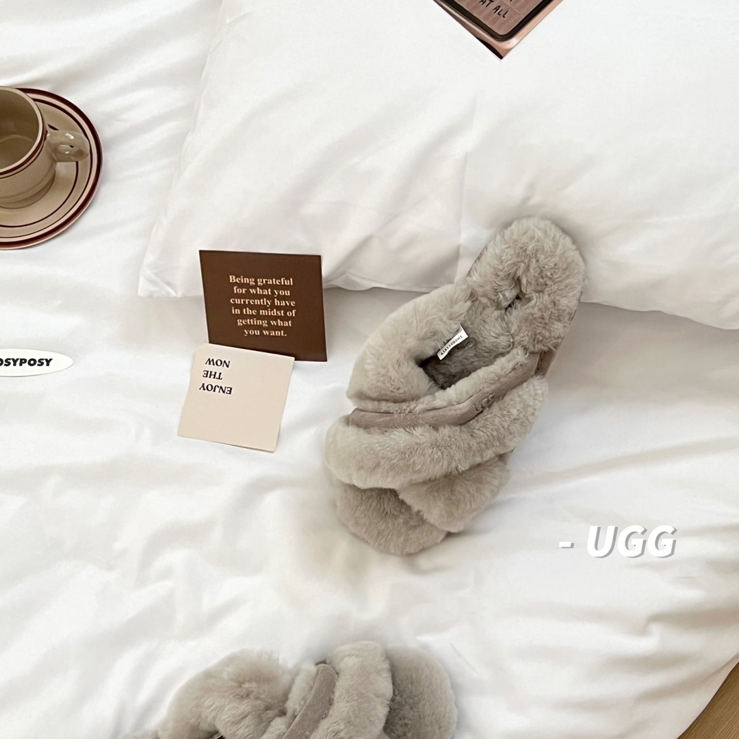 new_dh UGG 1017548 SIZE 35 40 51284023697 UG54 gallery