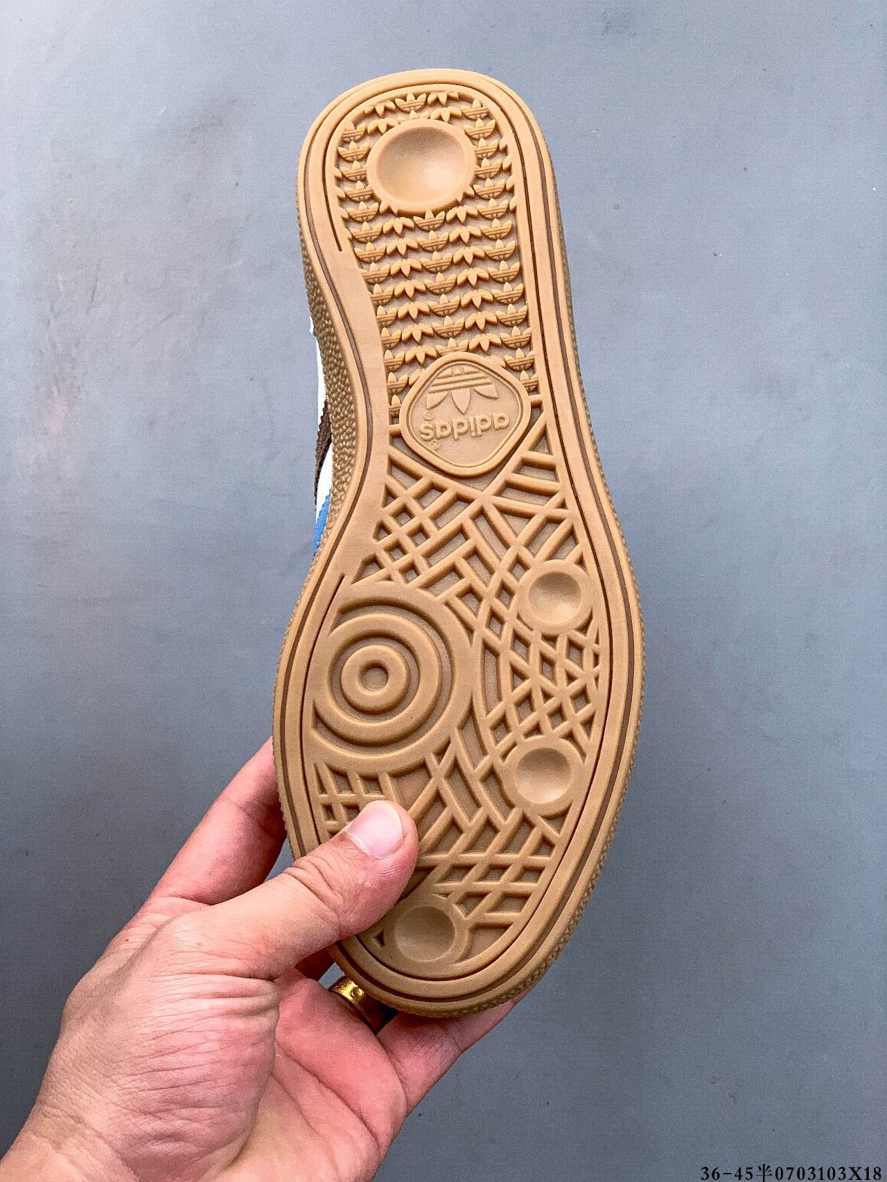 42$ Adidas HANDBALL SPEZIAL size 36-45 half 816850 QT418 gallery