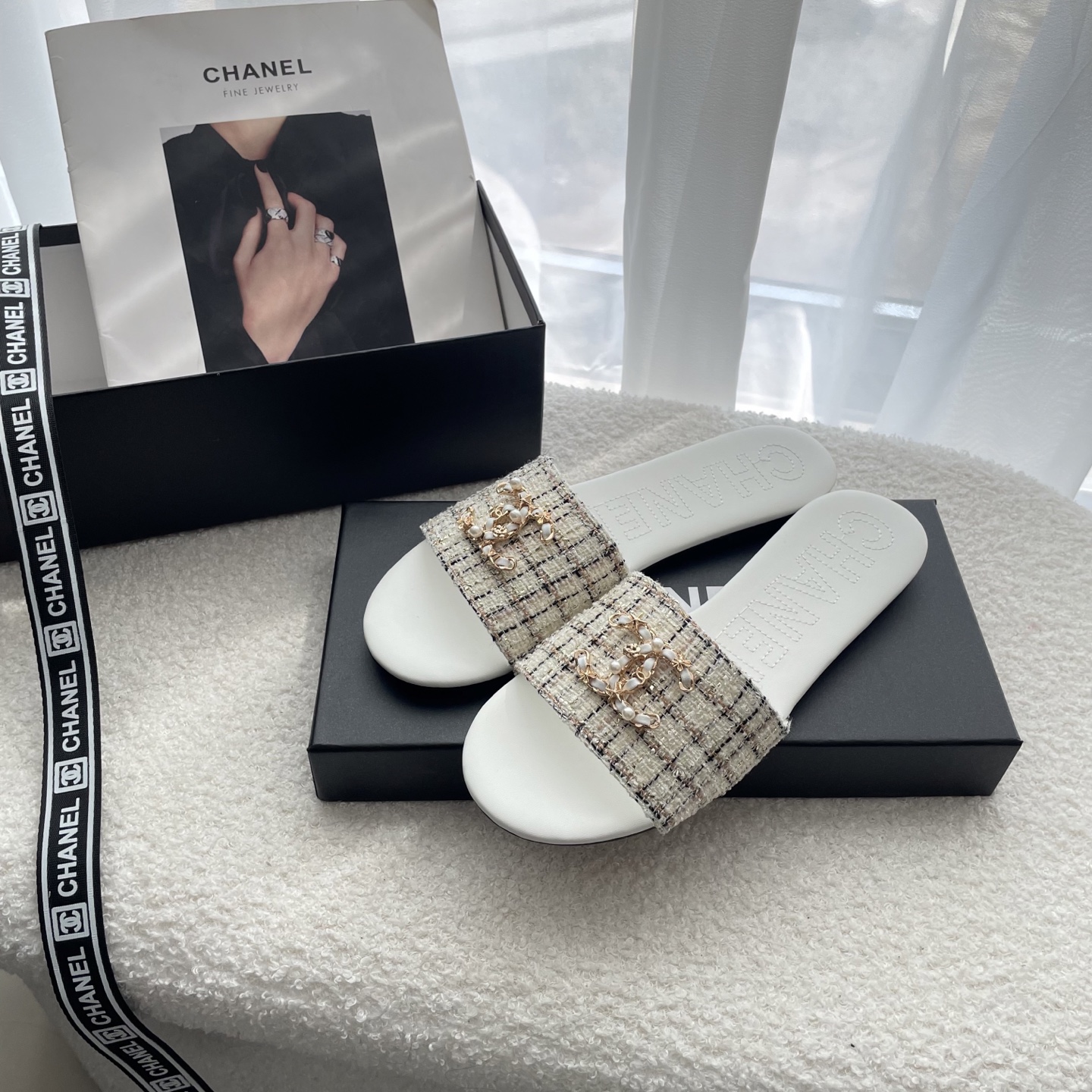 CHANEL size 35 41 622050 JDS780 gallery