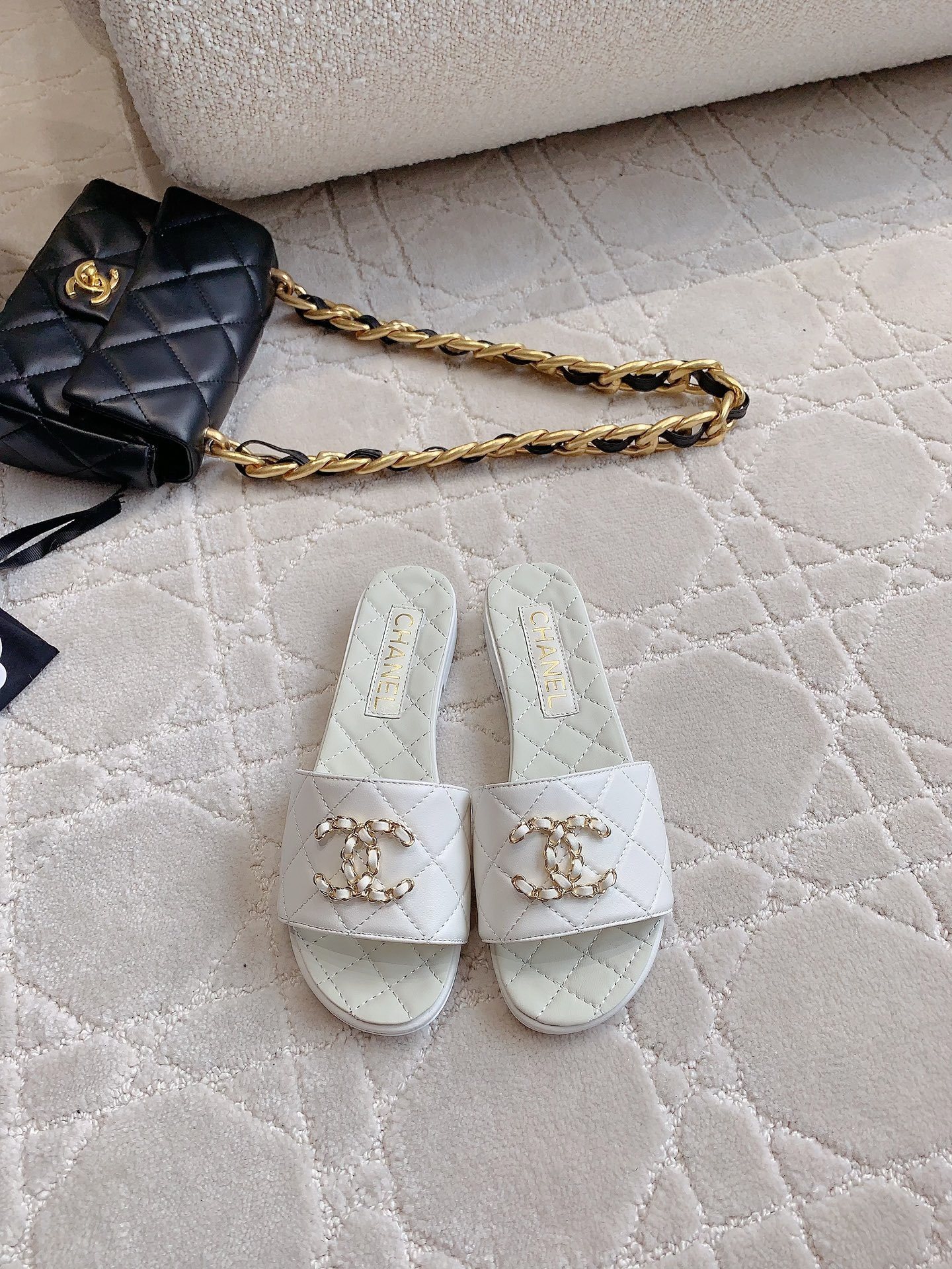 42$ CHANEL size 35-42 326030 MR405 gallery