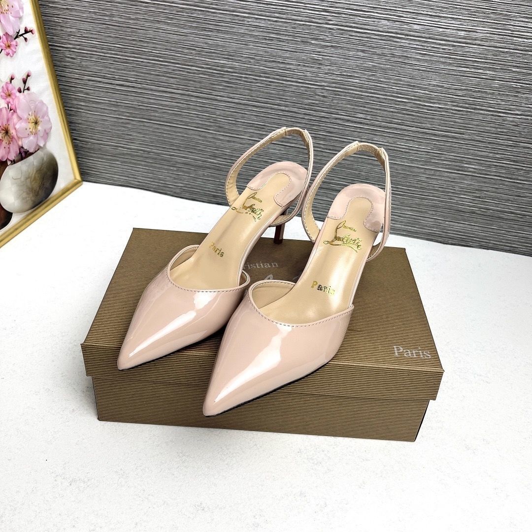 42$ CL show bdetails size 35-42 922010 JDS784 gallery