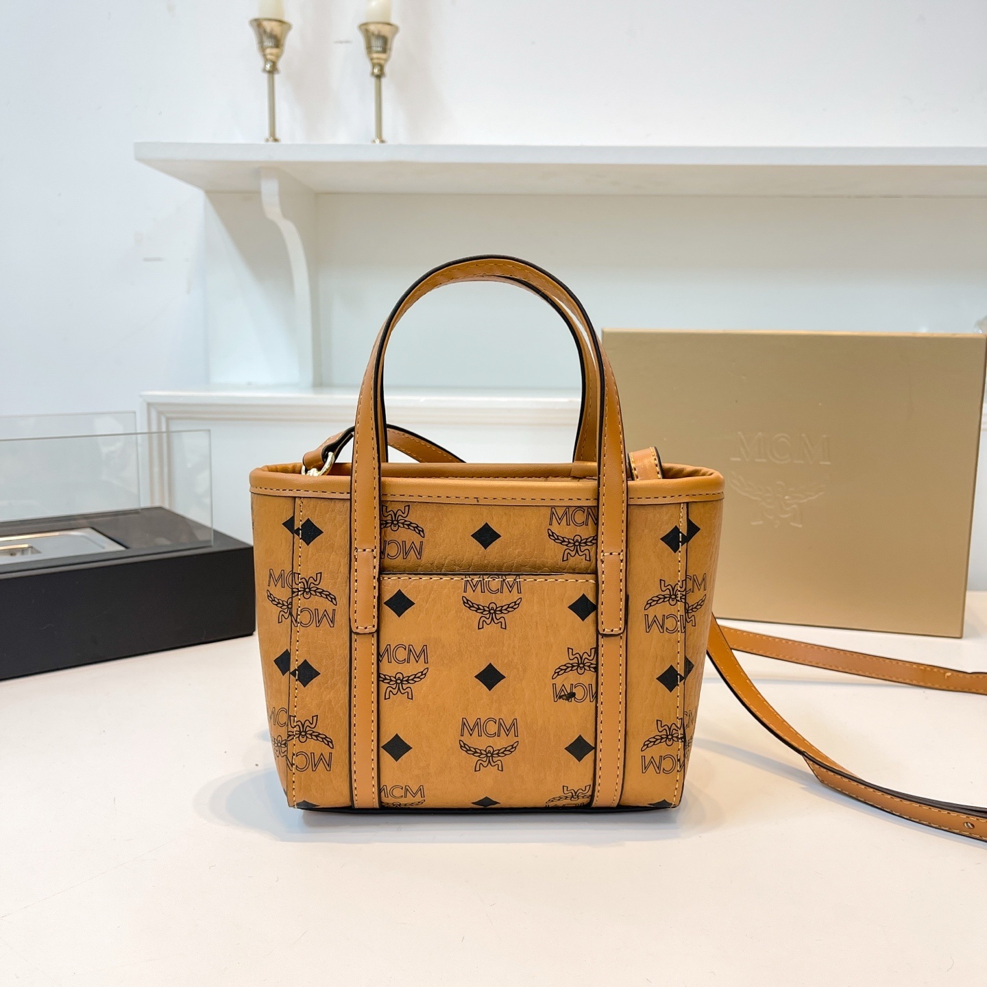 42$ MCM 2981 Tote bag size 21x15x9 cm 729130 BY3131 gallery