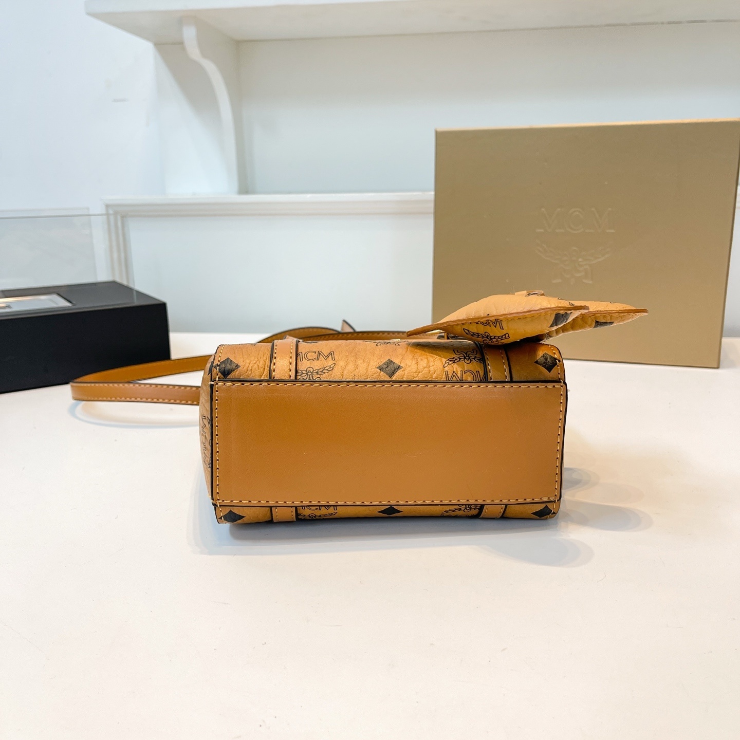 42$ MCM 2981 Tote bag size 21x15x9 cm 729130 BY3131 gallery