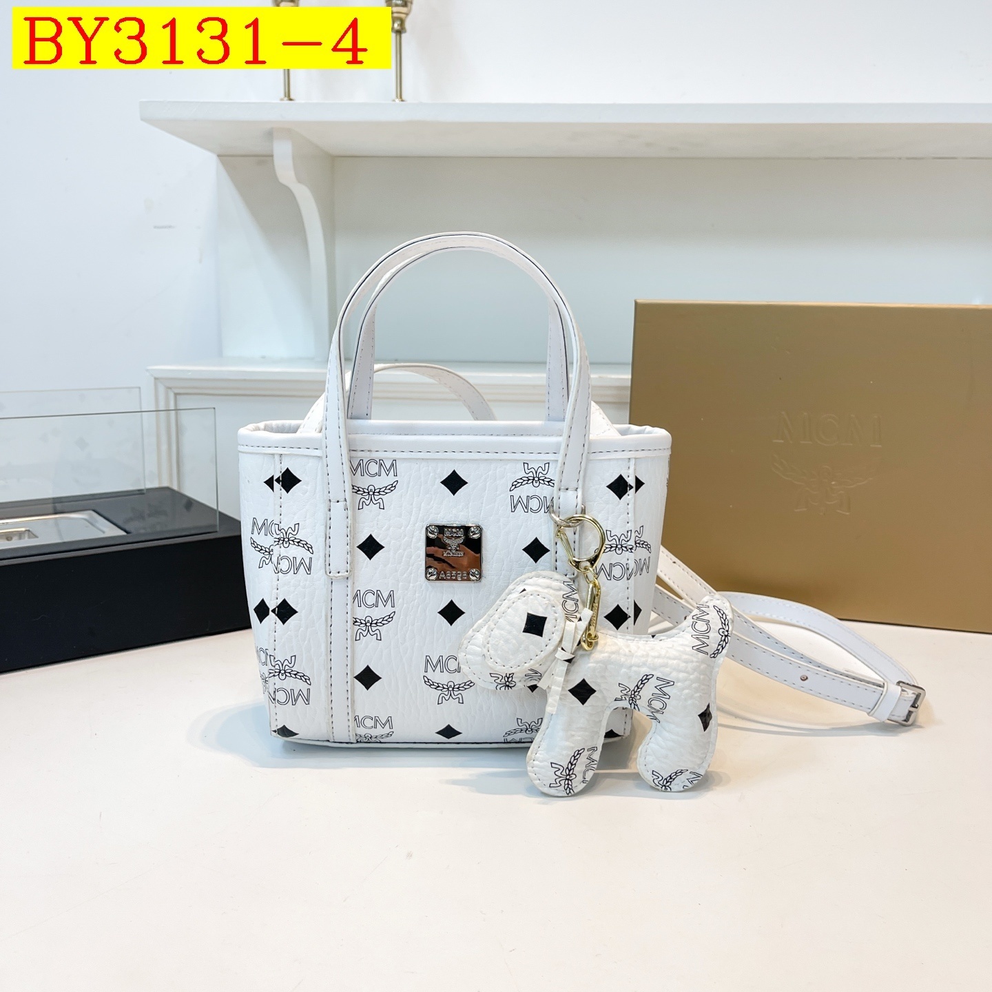 42$ MCM 2981 Tote bag size 21x15x9 cm 729130 BY3131 gallery