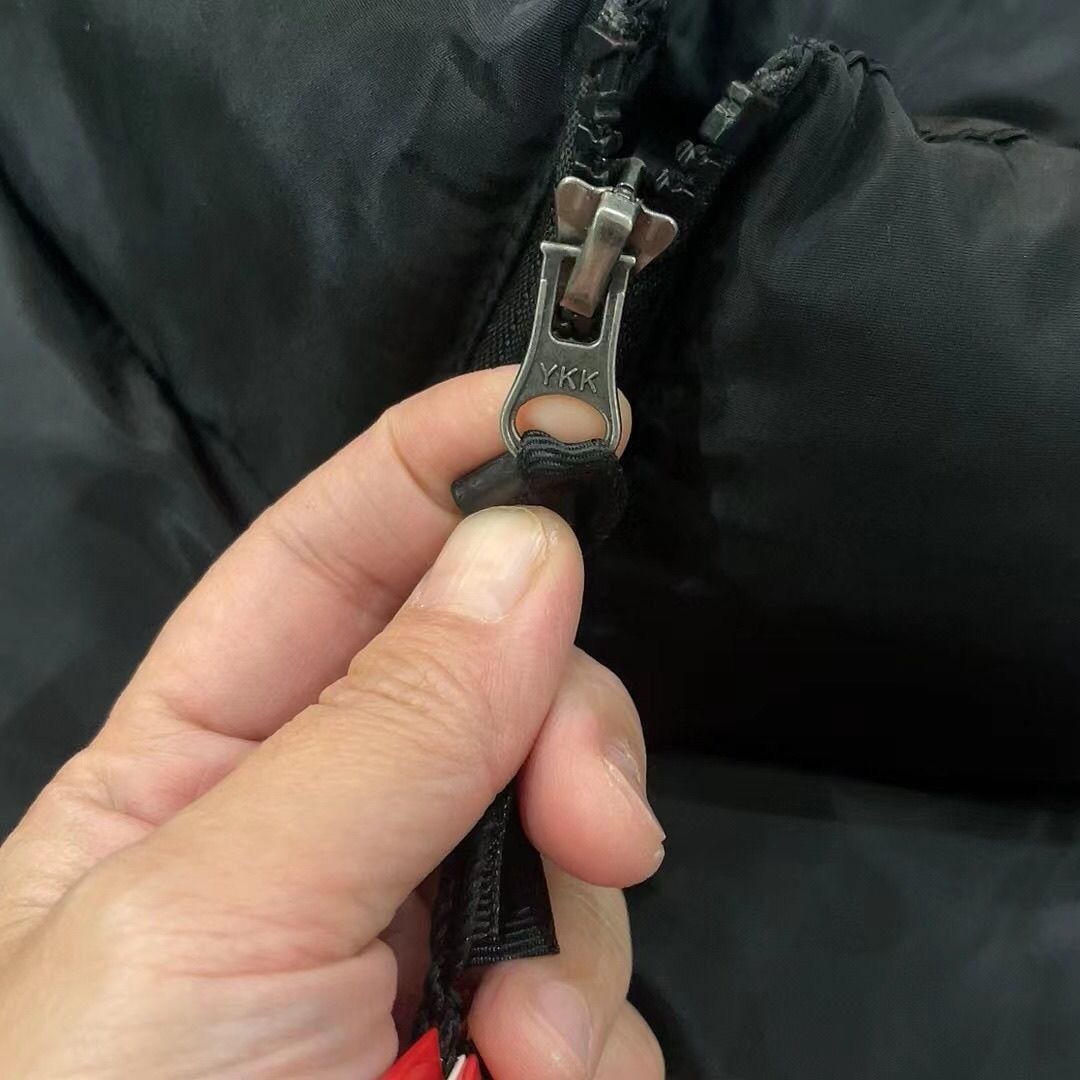 42$ The North Face Cotton Vest Size M-2XL 813420 SY472 gallery