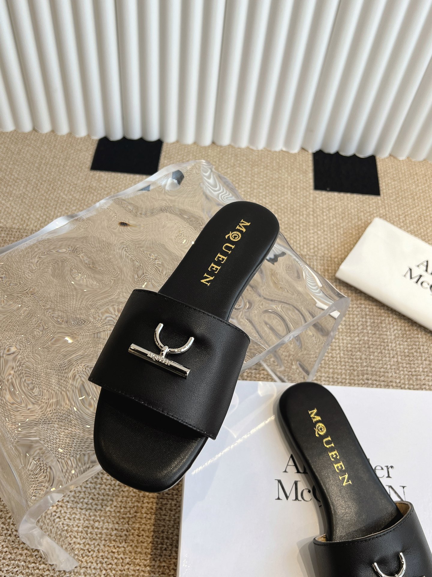 42$ dh Alexander McQueen size 35-42 82504024924 MJL746 gallery