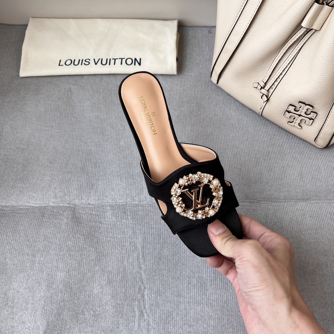 42$ new_dh Louis Vuitton 2024 SIZE 35-42 42517024707 MR27 gallery