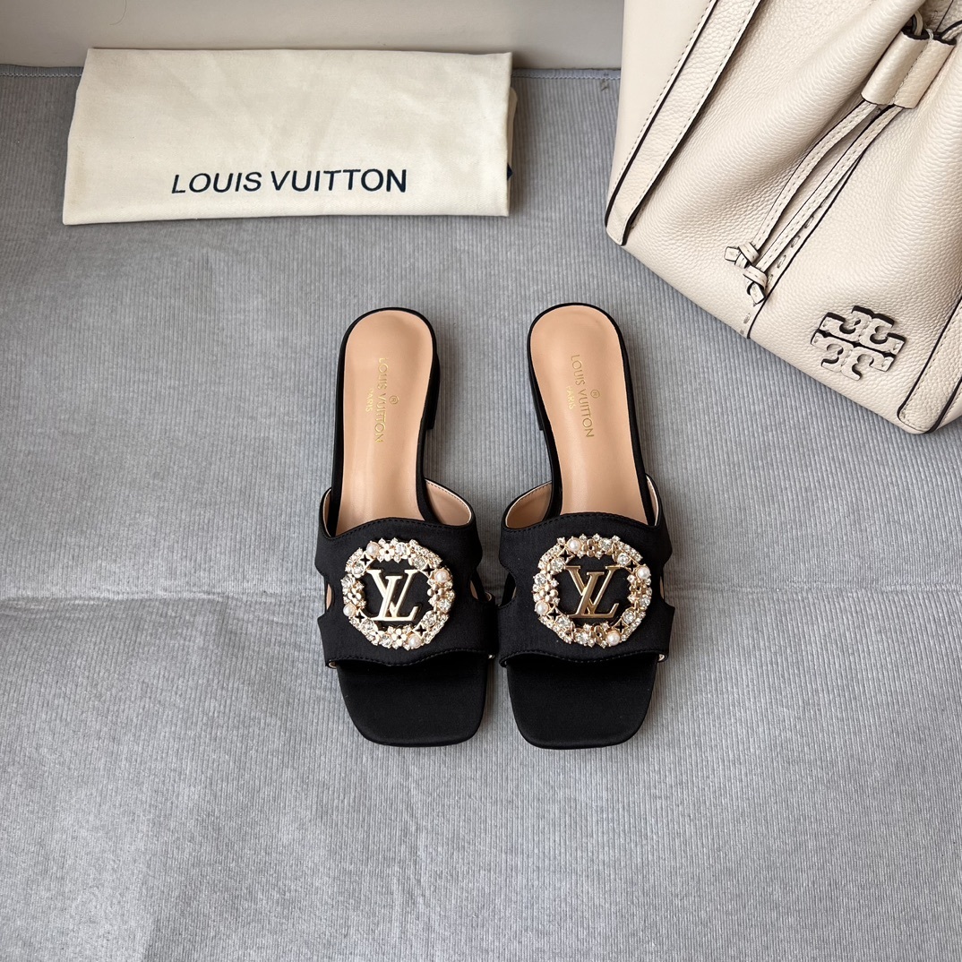 42$ new_dh Louis Vuitton 2024 SIZE 35-42 42517024707 MR27 gallery