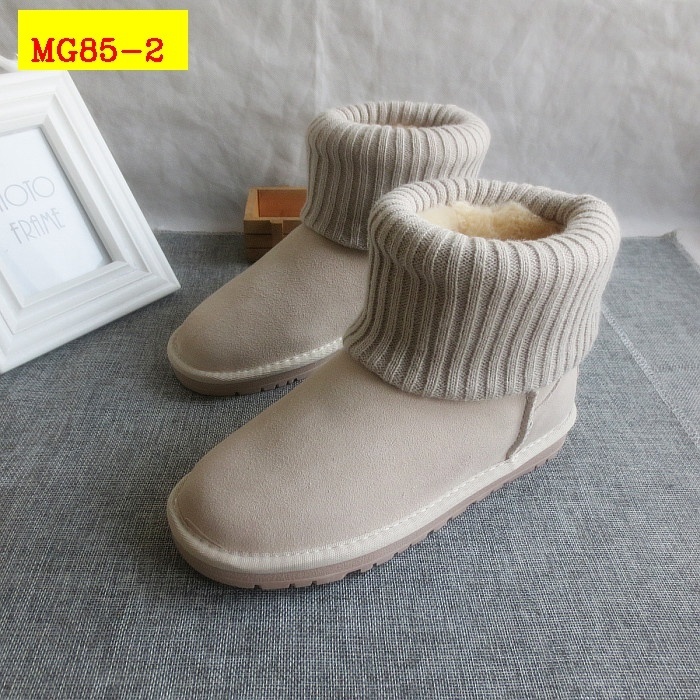 42$ new_dh UGG 5854 Artificial wool SIZE 34-43 61970024706 MG85 gallery