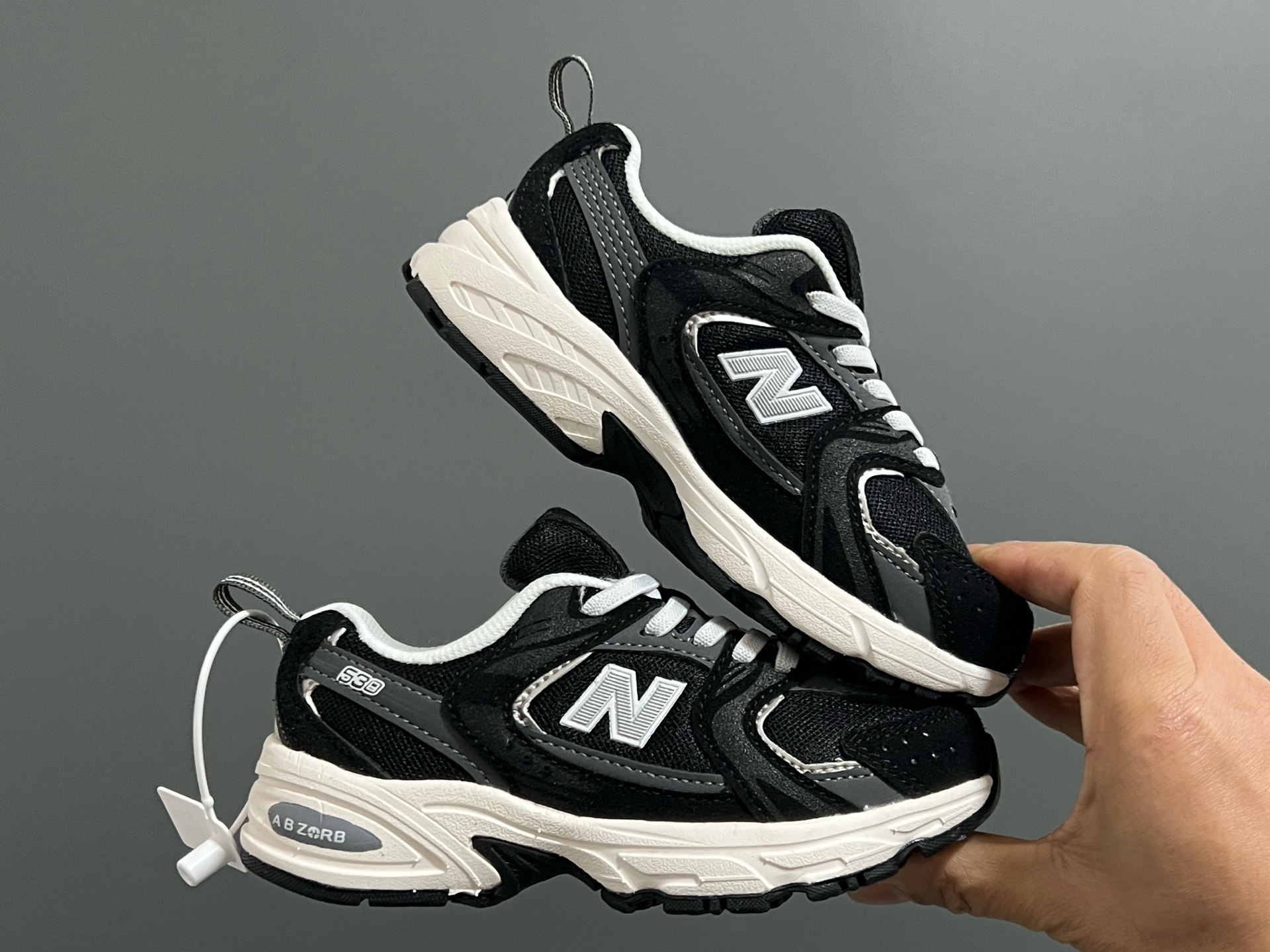 42$ newbalance 530 for kids size 26-35 023220 CDT272 gallery