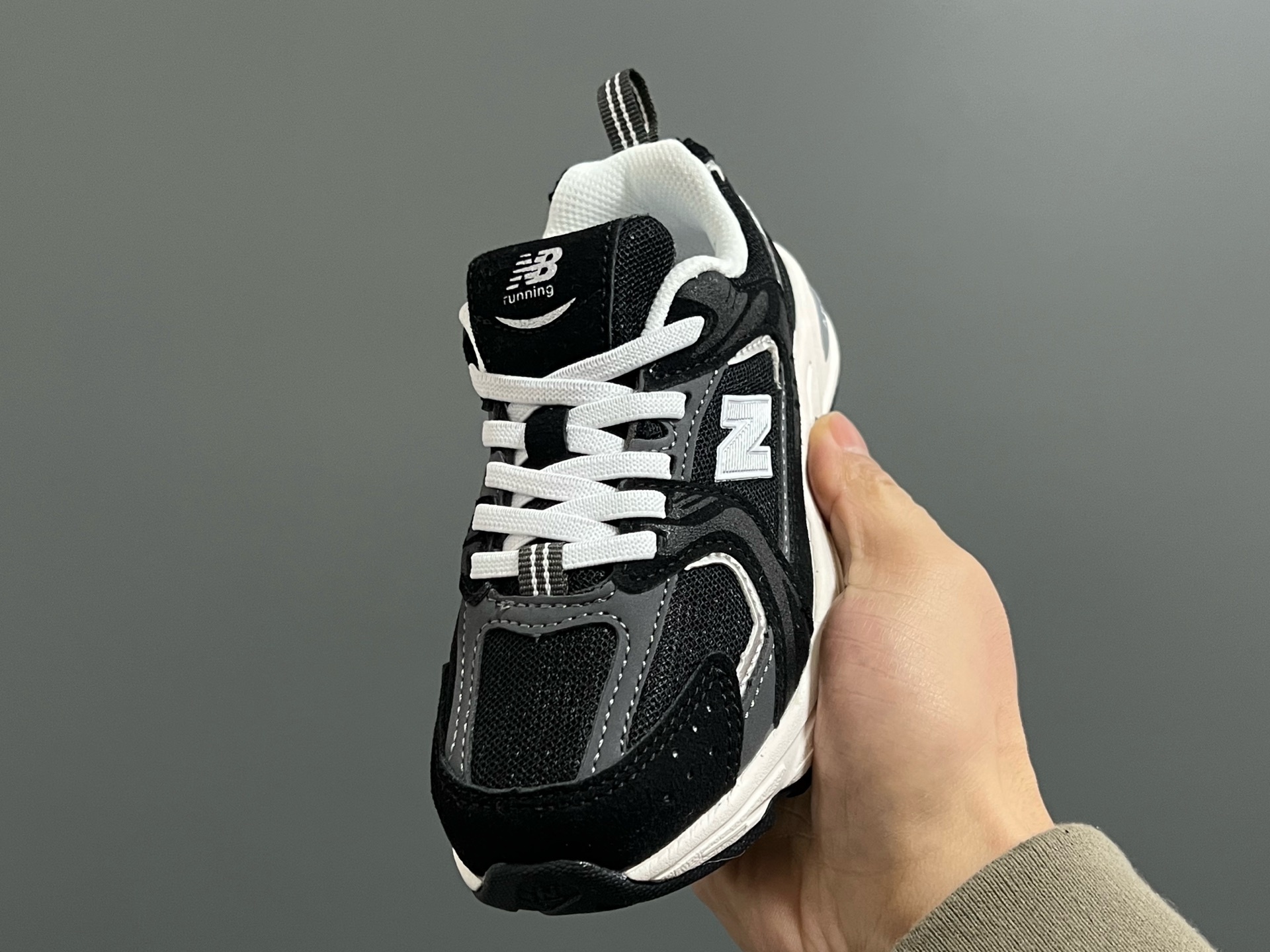 42$ newbalance 530 for kids size 26-35 023220 CDT272 gallery
