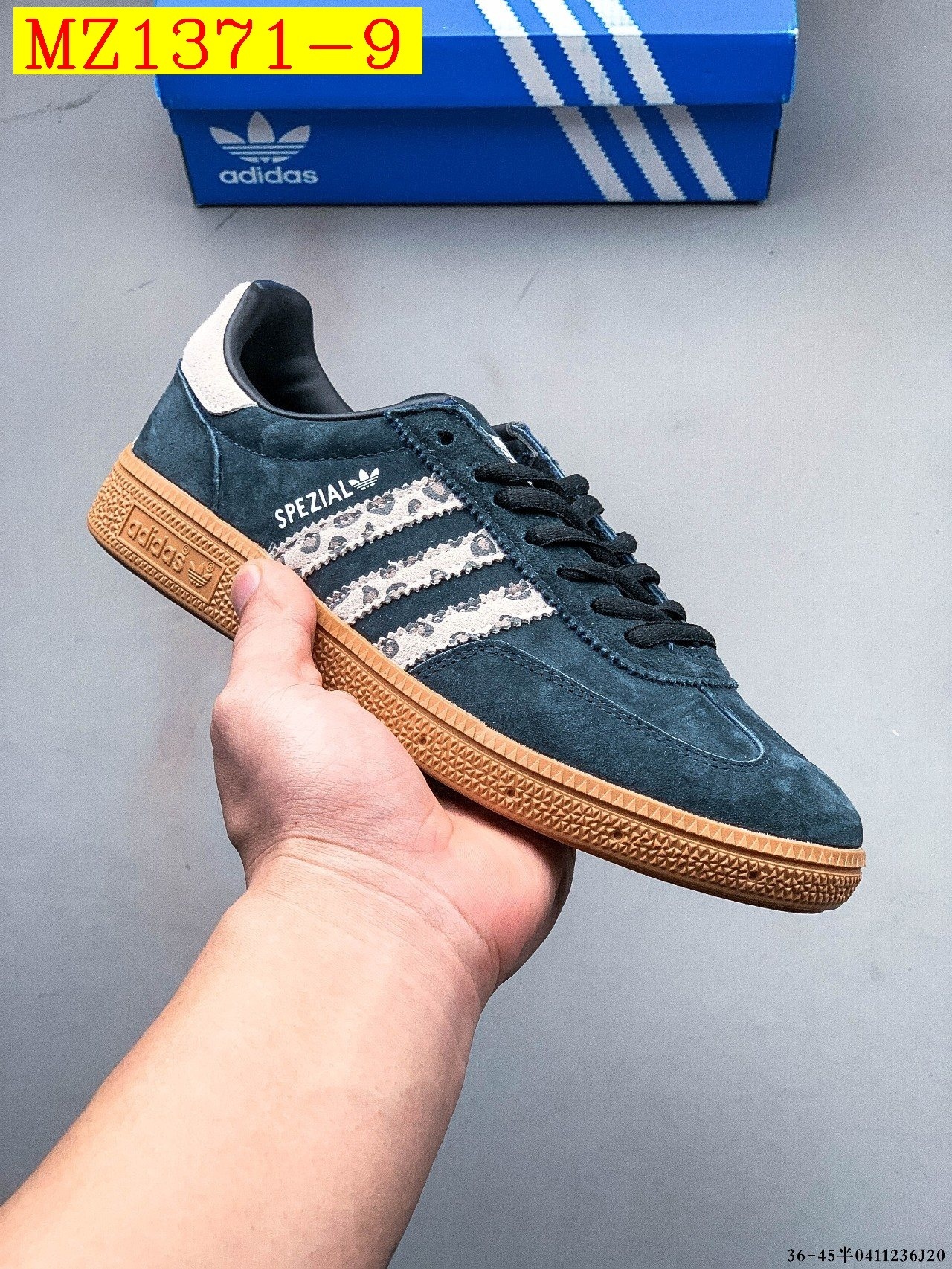 43$ Adidas HANDBALL SPEZIAL 3 size 36-45 half 827050 MZ1371 gallery