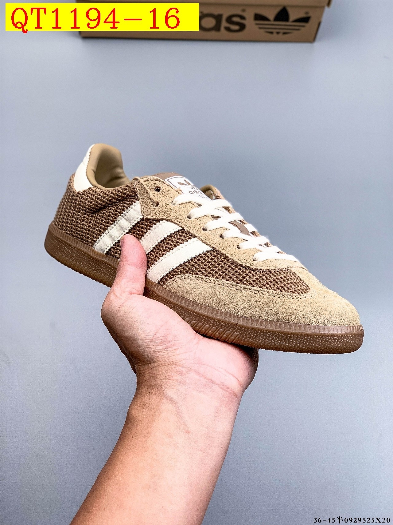 43$ Adidas Samba OG SIZE 36-45 HALF 121090 QT1194 gallery
