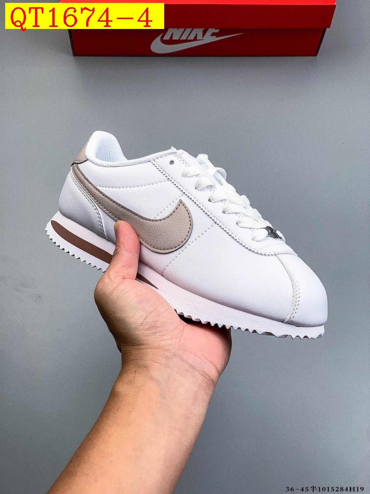 43$ Nike Classic Cortez Nylon Size 36-45 half 118960 QT1674 gallery