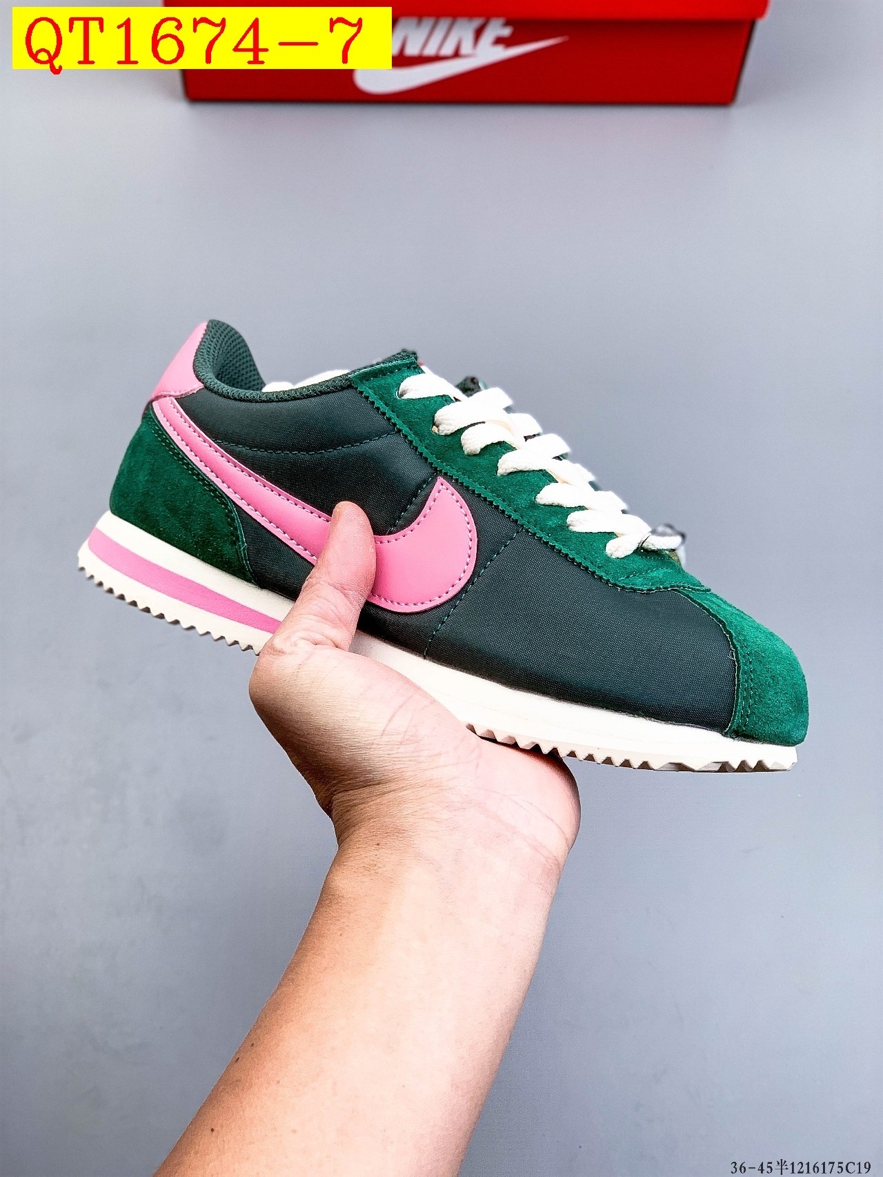 43$ Nike Classic Cortez Nylon Size 36-45 half 118960 QT1674 gallery