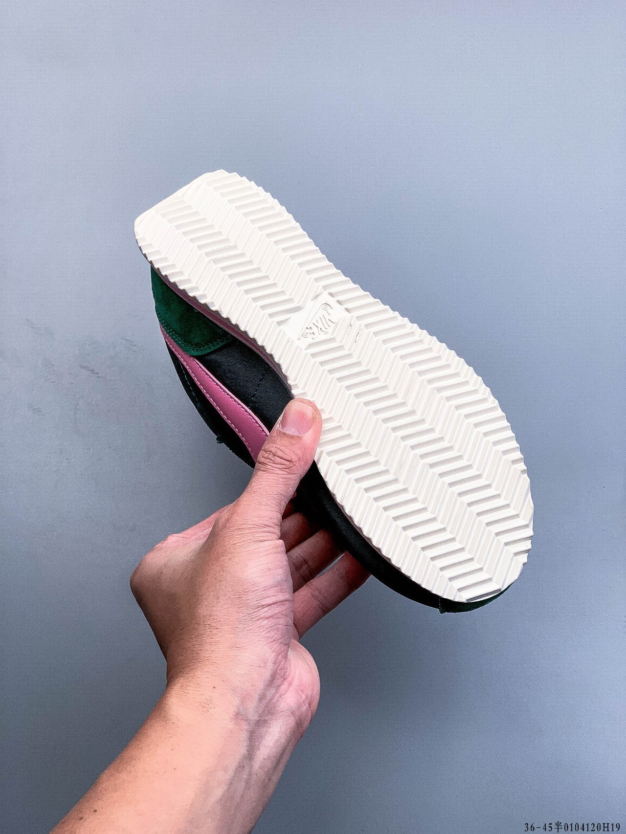 43$ Nike Classic Cortez Nylon Size 36-45 half 118960 QT1674 gallery