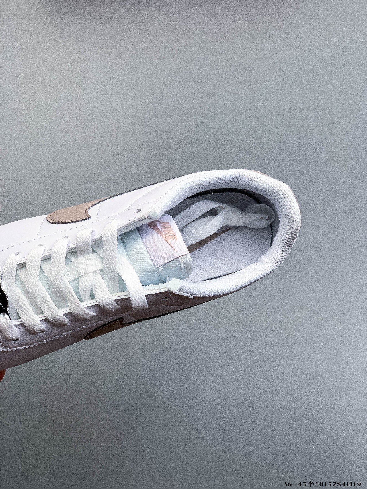 43$ Nike Classic Cortez Nylon Size 36-45 half 118960 QT1674 gallery