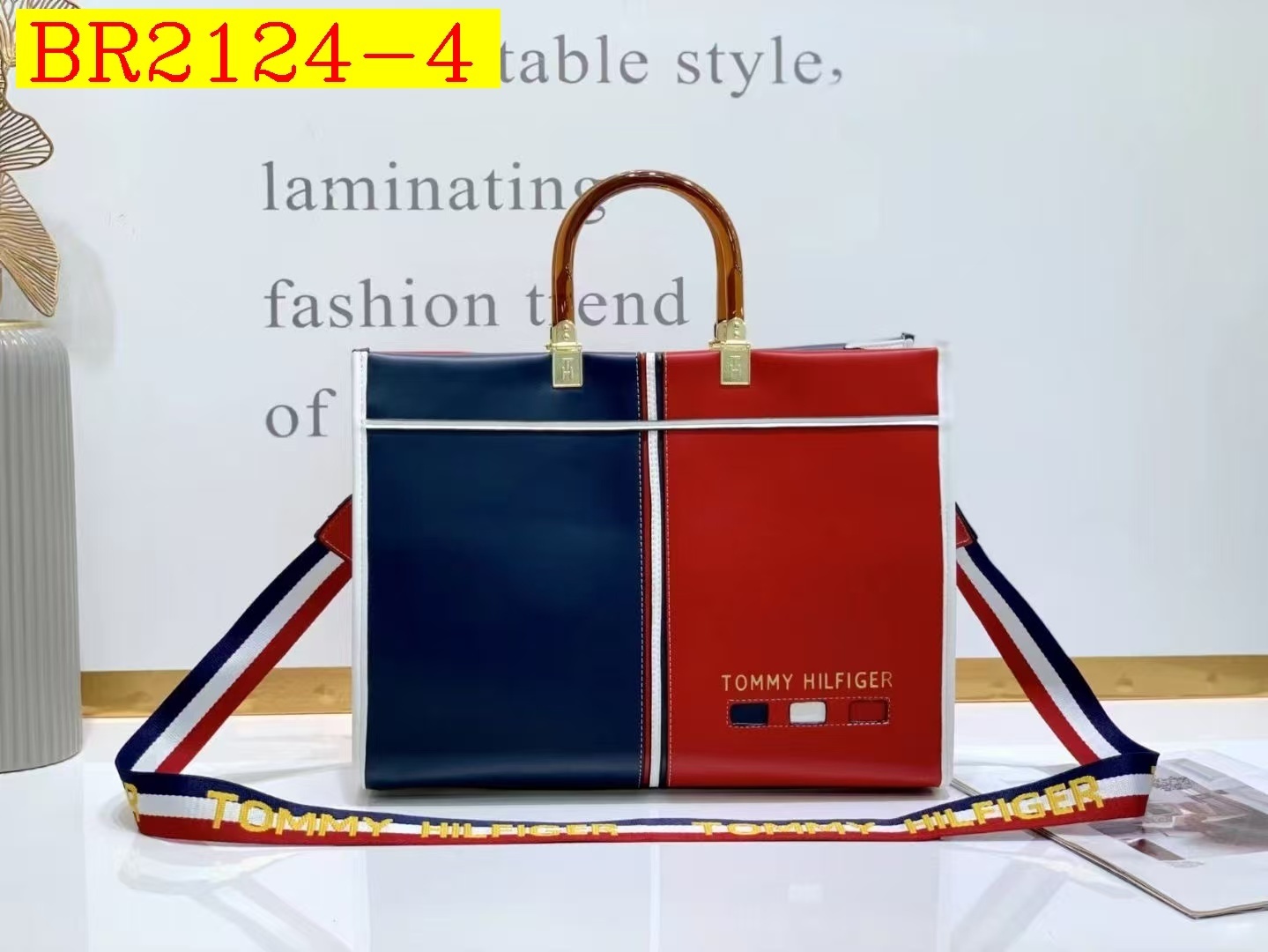 43$ TOMMY HILFIGER 8677 Tote bag size 38X15X29 cm 212900 BR2124 gallery