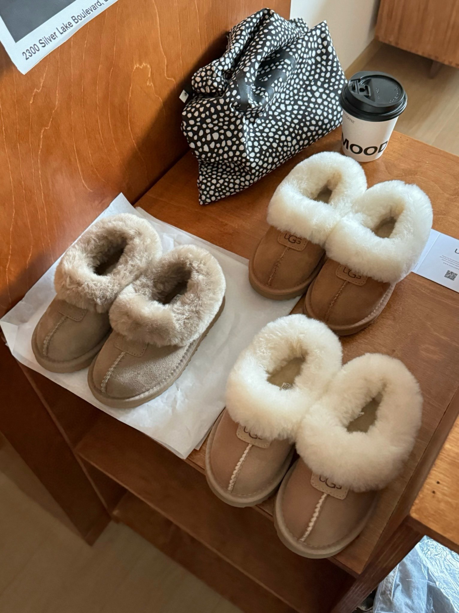 43$ Top Quality UGG mini Leather Wool for kids size 25-34 126200 UG290 gallery