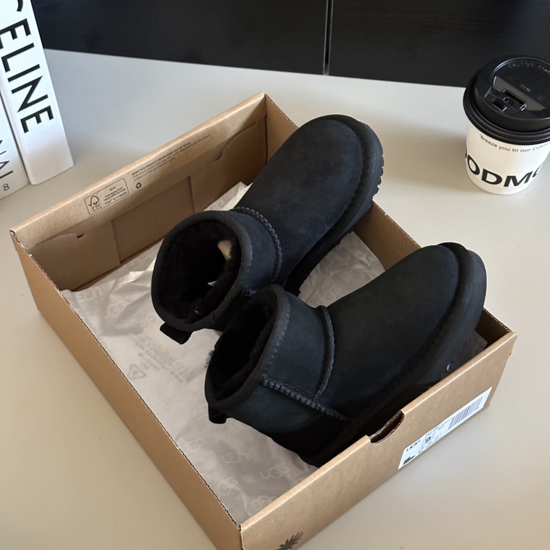 43$ Top Quality UGG mini Leather Wool for kids size 25-34 326240 UG291 gallery