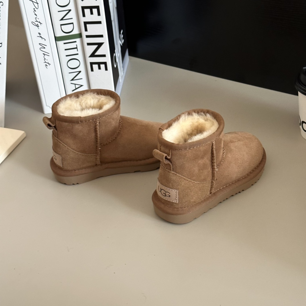 43$ Top Quality UGG mini Leather Wool for kids size 25-34 326240 UG291 gallery