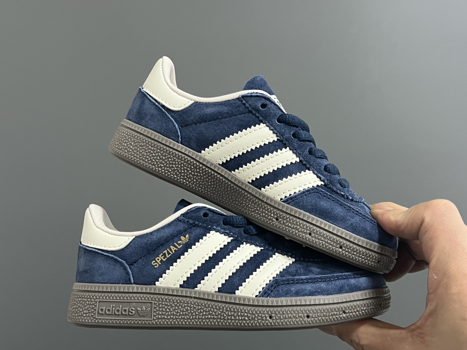 43$ adidas handball spezial for kids size 24-35 224350 CDT270 gallery