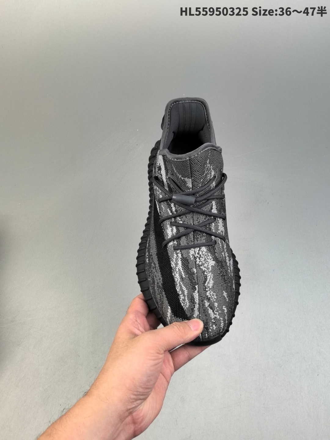 43$ dh Adidas Yeezy Boost 350 V2 Half size 36-46 61592024938 CT1C1113 gallery