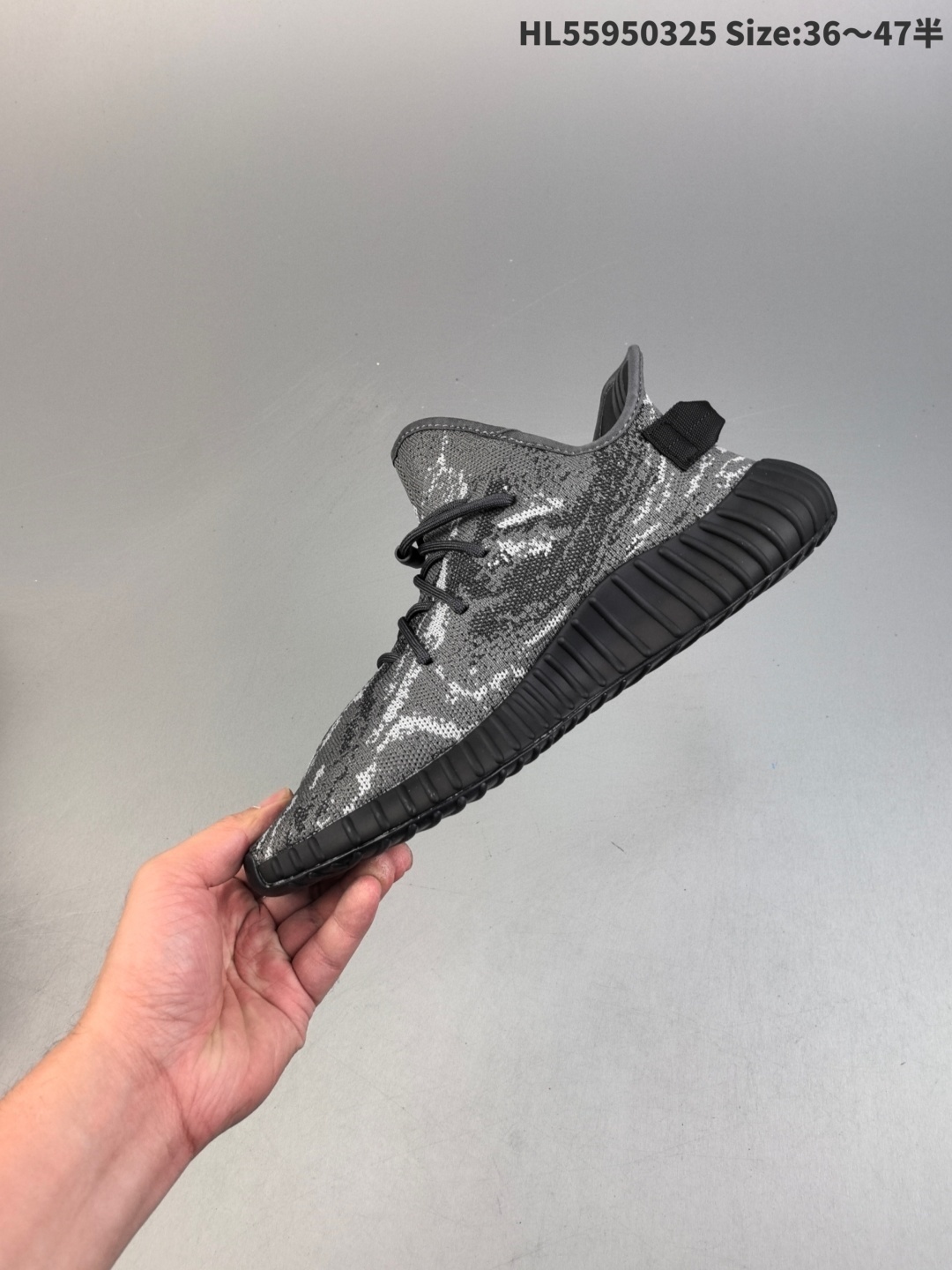 43$ dh Adidas Yeezy Boost 350 V2 Half size 36-46 61592024938 CT1C1113 gallery
