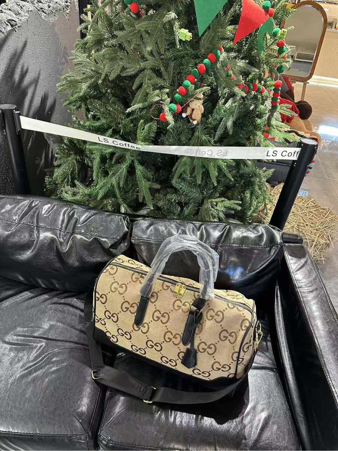 43$ dh GUCCI Travelling bag SIZE 45X27X18 CM 41572034030 DX466 gallery