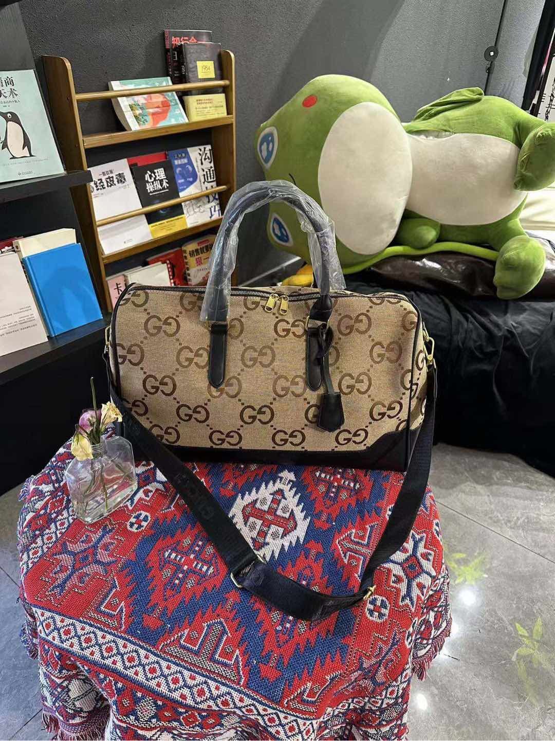 43$ dh GUCCI Travelling bag SIZE 45X27X18 CM 41572034030 DX466 gallery