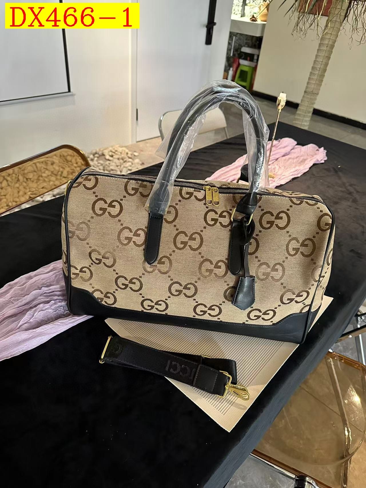 43$ dh GUCCI Travelling bag SIZE 45X27X18 CM 41572034030 DX466 gallery