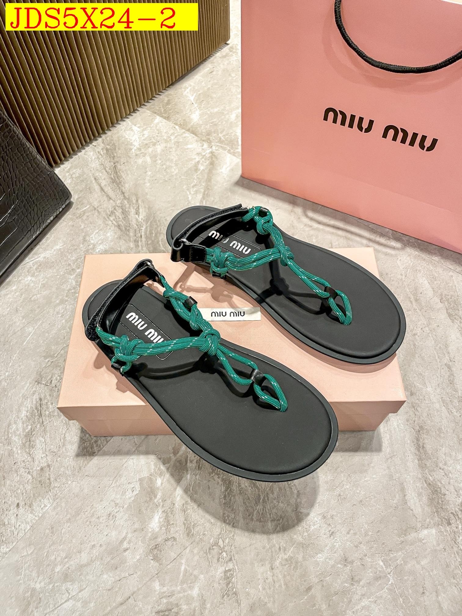 43$ miumiu show bdetails SIZE 35-40 92564034030 JDS5X24 gallery