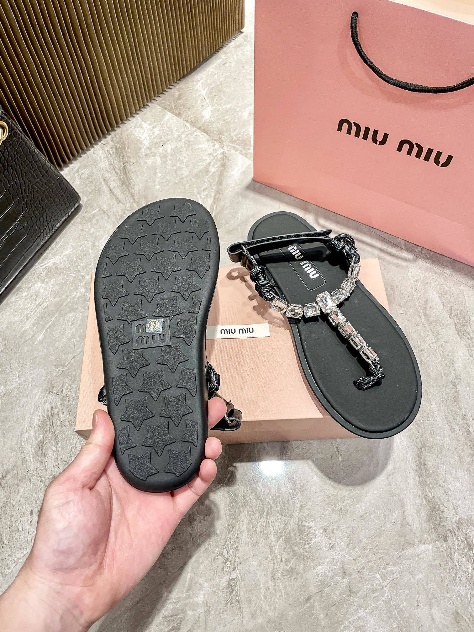 43$ miumiu show bdetails SIZE 35-40 92564034030 JDS5X24 gallery