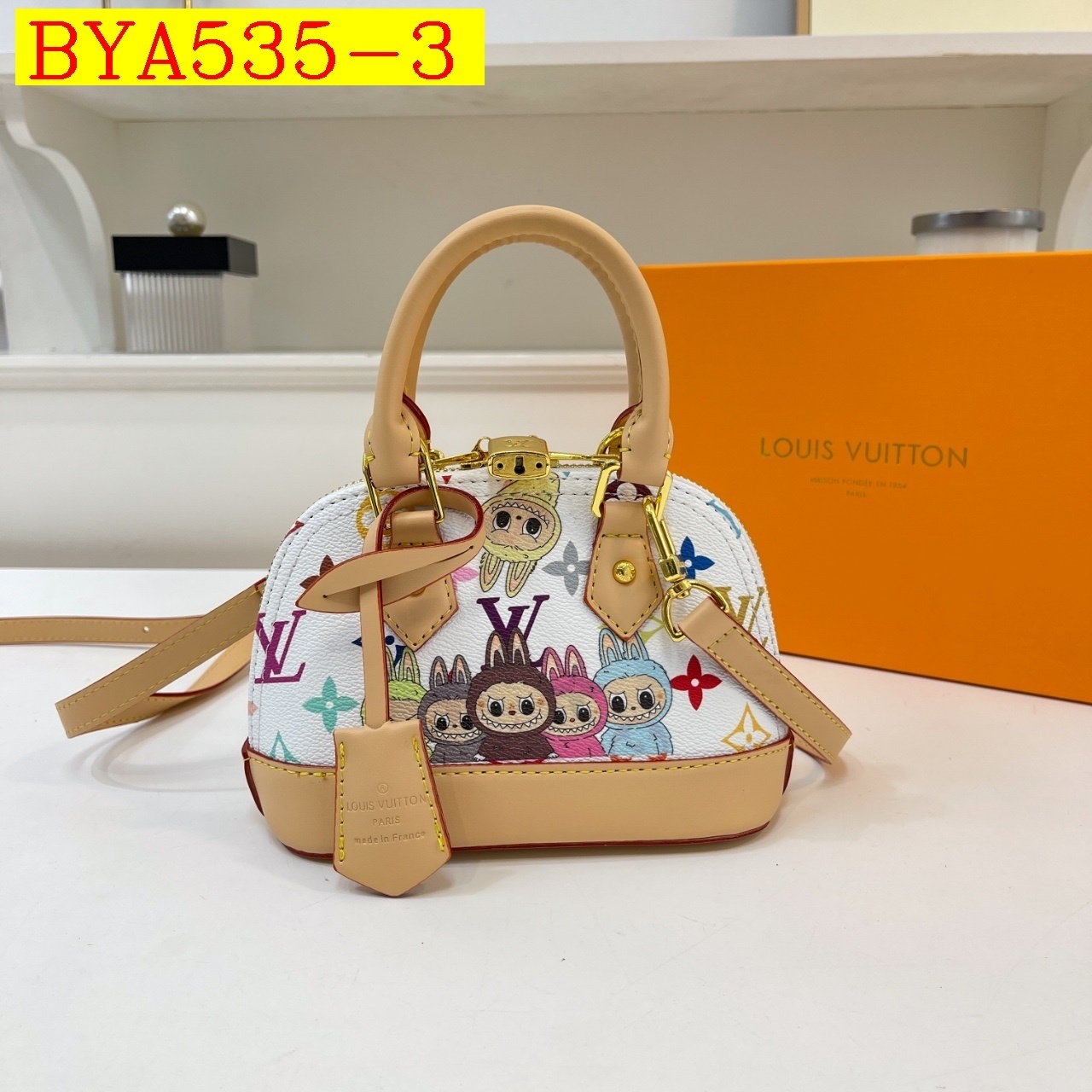 44$ LV Shoulder bag size 18x12x9cm 015964 BYA535 gallery