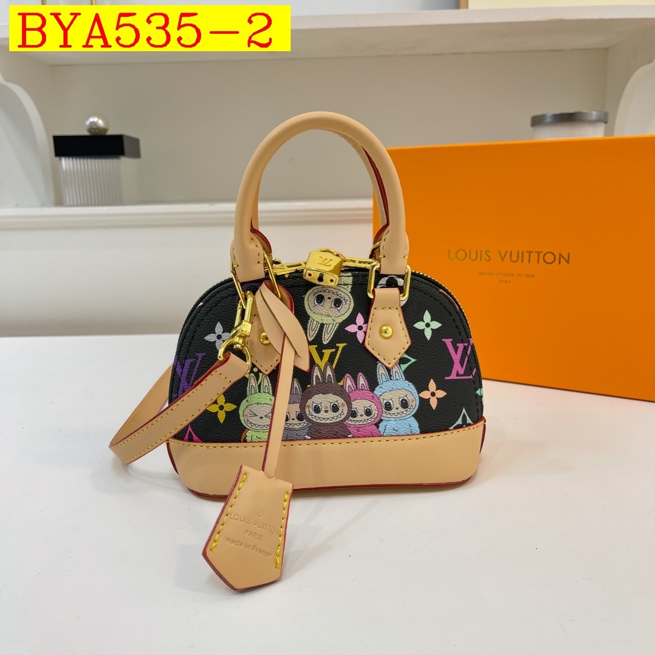 44$ LV Shoulder bag size 18x12x9cm 015964 BYA535 gallery