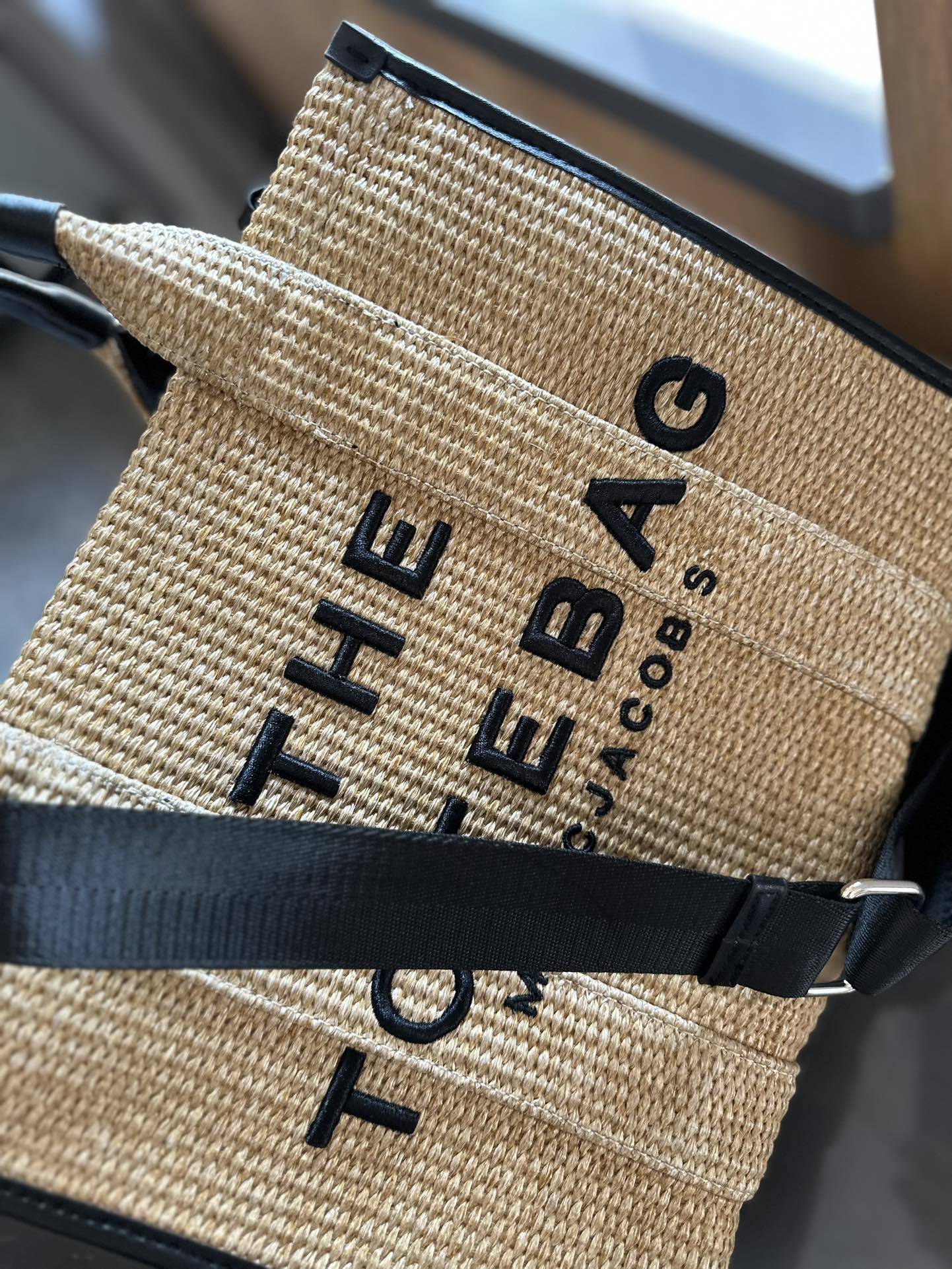 44$ MARC JACOBS- the traveler tote bag size 33x27cm 723020 BF12 gallery