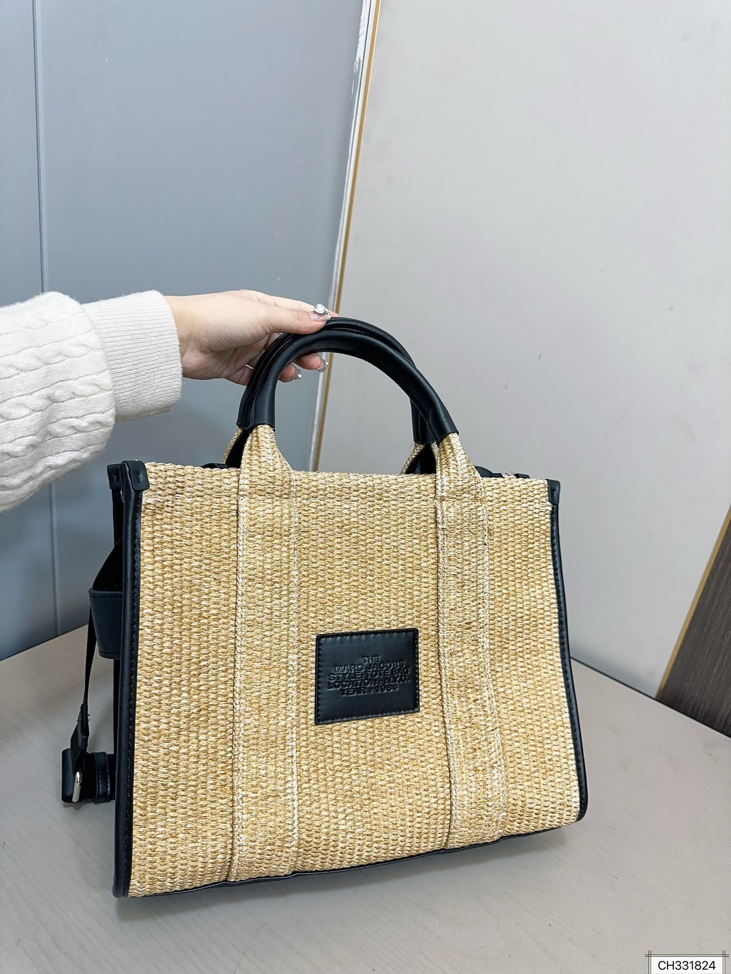 44$ MARC JACOBS- the traveler tote bag size 33x27cm 723020 BF12 gallery