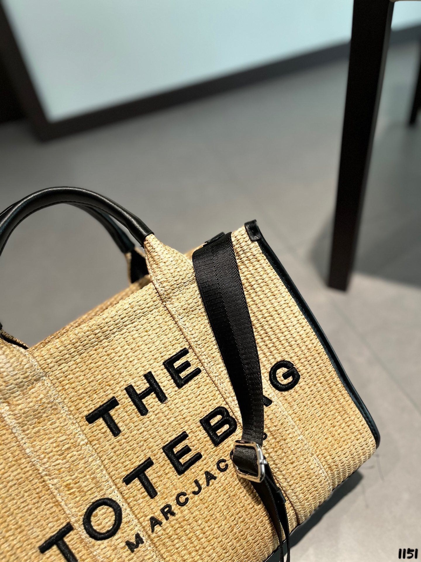 44$ MARC JACOBS- the traveler tote bag size 33x27cm 723020 BF12 gallery