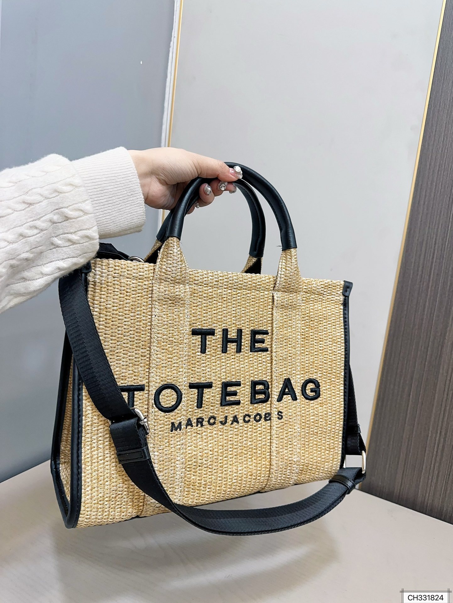 44$ MARC JACOBS- the traveler tote bag size 33x27cm 723020 BF12 gallery