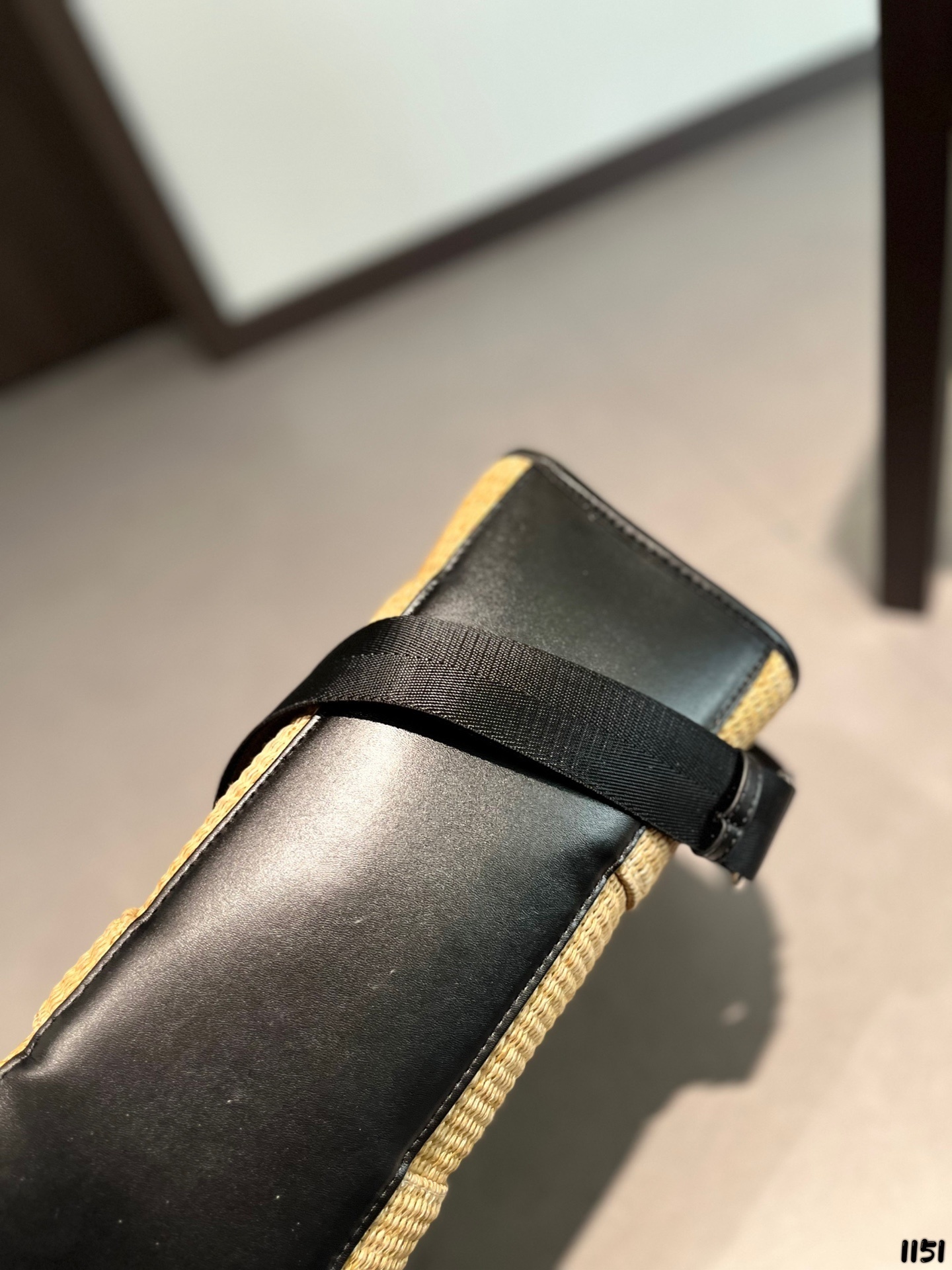 44$ MARC JACOBS- the traveler tote bag size 33x27cm 723020 BF12 gallery