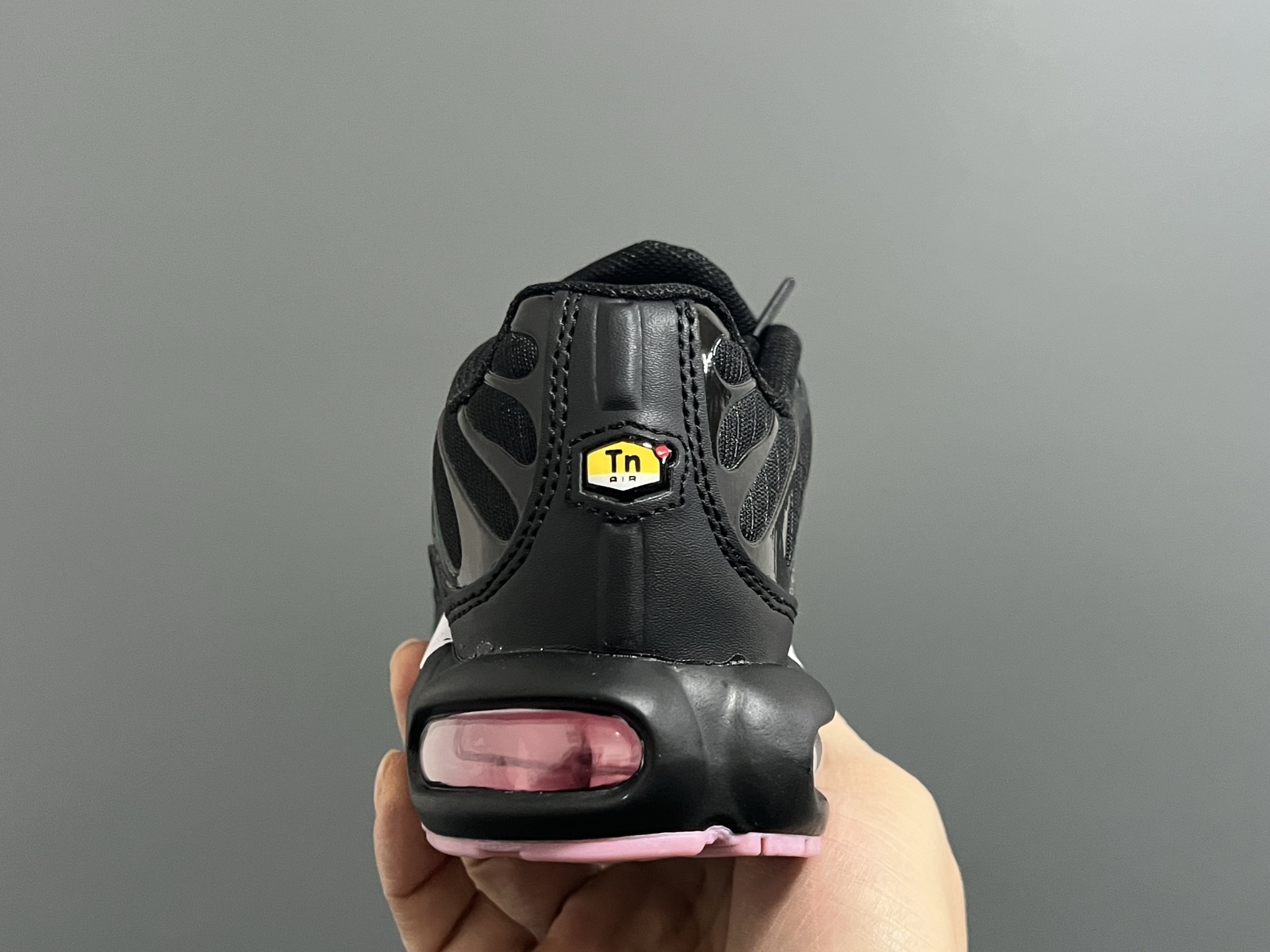 44$ Nike AIR MAX plus for kids size 28-35 528420 CDT220 gallery