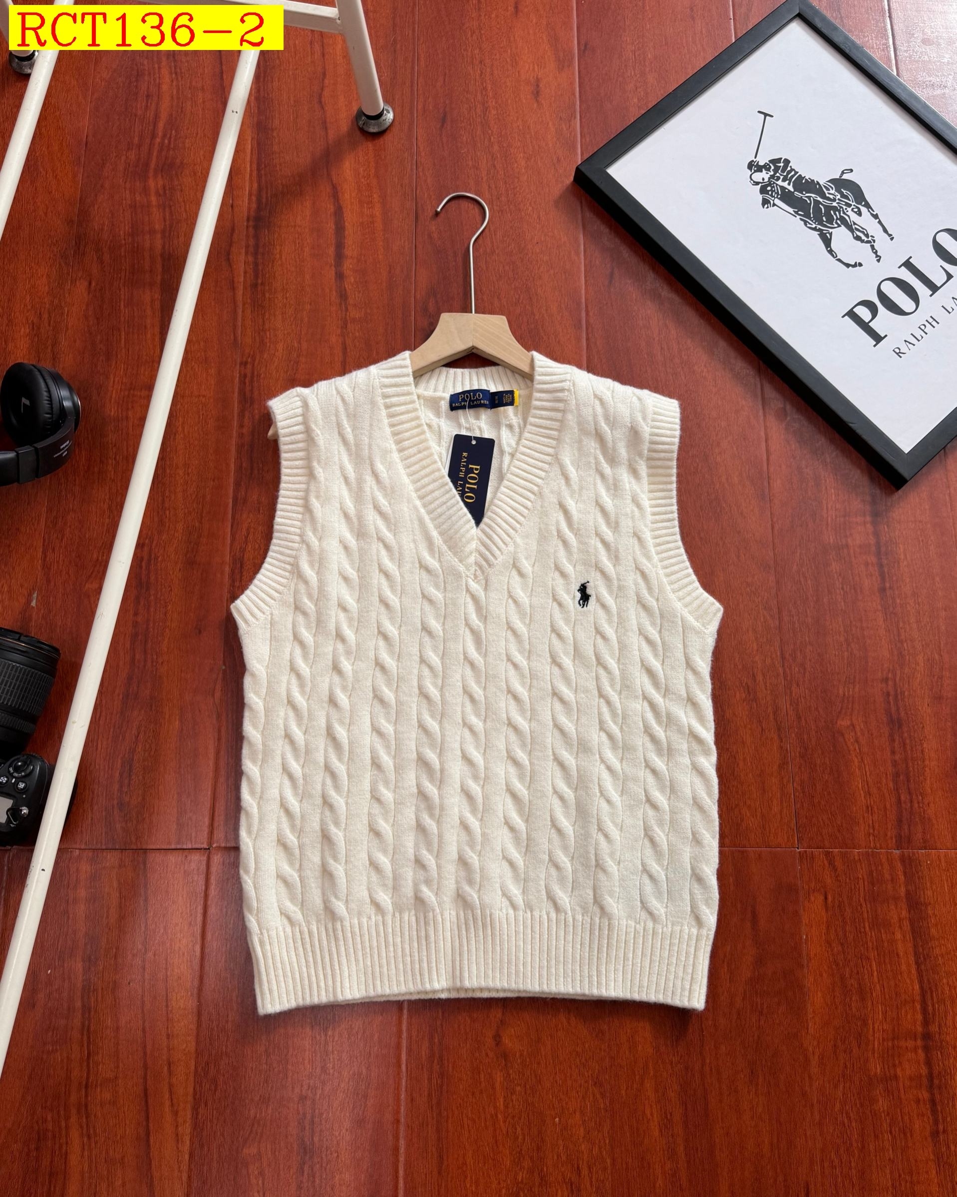 44$ Ralph Lauren V size M-L 615850 RCT136 gallery